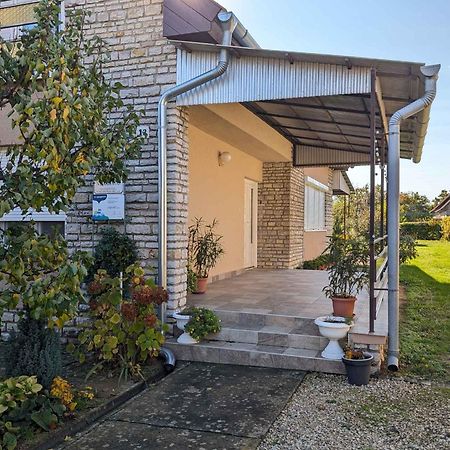 Holiday Home In Balatonfoeldvar 36529 Balatonfoldvar Exterior foto